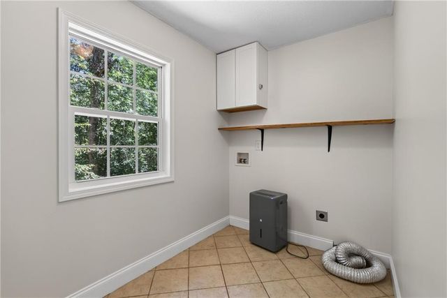 825 Rue Fluer De Lis, Lavonia, GA 30553