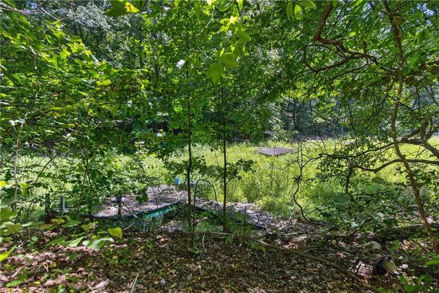 825 Rue Fluer De Lis, Lavonia, GA 30553