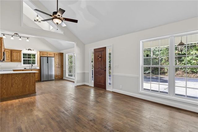 825 Rue Fluer De Lis, Lavonia, GA 30553