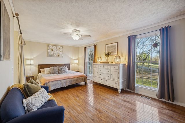 109 Timber Trl, Hendersonville, TN 37075