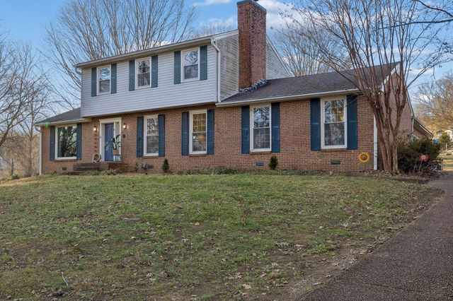 109 Timber Trl, Hendersonville, TN 37075