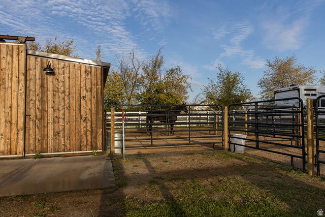 5714 S 6950 W, Hooper, UT 84315