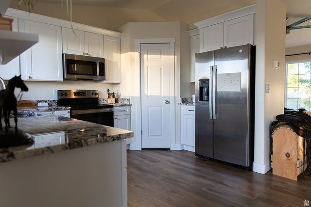 5714 S 6950 W, Hooper, UT 84315
