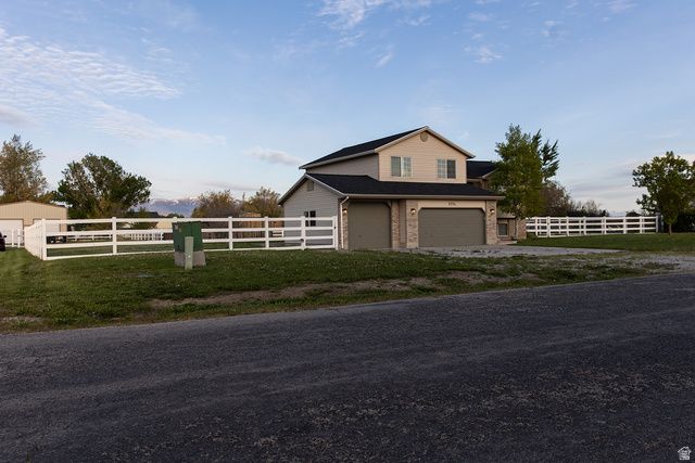 5714 S 6950 W, Hooper, UT 84315
