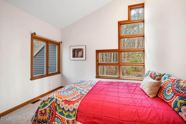 500 Marvin Edwards Lane, Chapel Hill, NC 27517