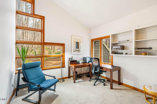 500 Marvin Edwards Lane, Chapel Hill, NC 27517