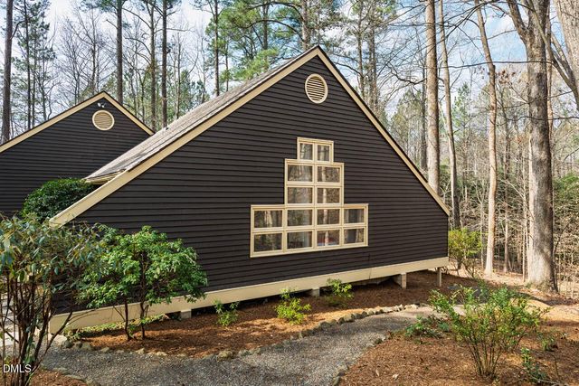 500 Marvin Edwards Lane, Chapel Hill, NC 27517