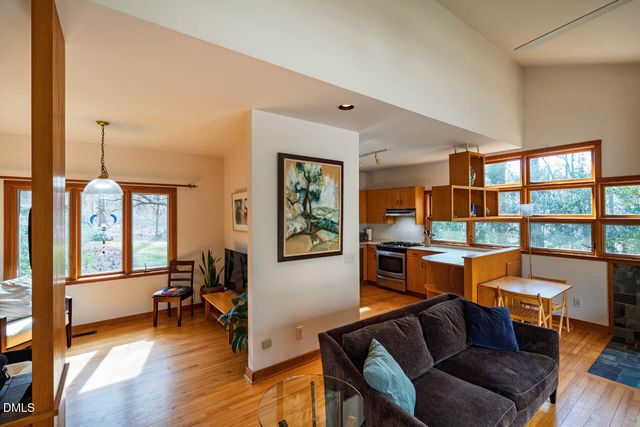 500 Marvin Edwards Lane, Chapel Hill, NC 27517