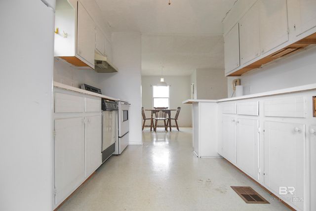 20073 Dotson Street, Gulf Shores, AL 36542