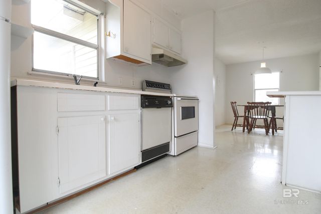 20073 Dotson Street, Gulf Shores, AL 36542