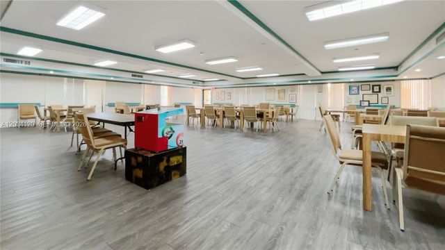 1300 Saint Charles Pl 620, Pembroke Pines, FL 33026