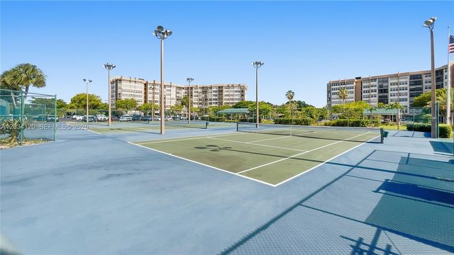 1300 Saint Charles Pl 620, Pembroke Pines, FL 33026