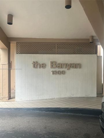 1300 Saint Charles Pl 620, Pembroke Pines, FL 33026