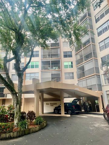 1300 Saint Charles Pl 620, Pembroke Pines, FL 33026