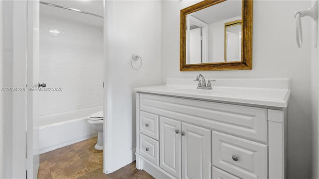 1300 Saint Charles Pl 620, Pembroke Pines, FL 33026