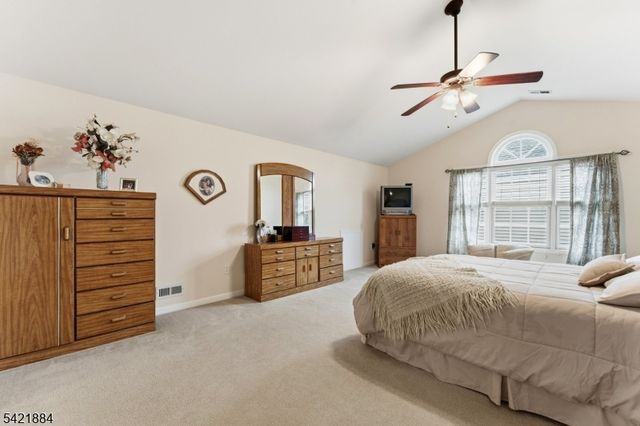 26 Rouser Way, Hillsborough Twp., NJ 08844