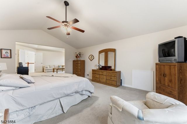 26 Rouser Way, Hillsborough Twp., NJ 08844