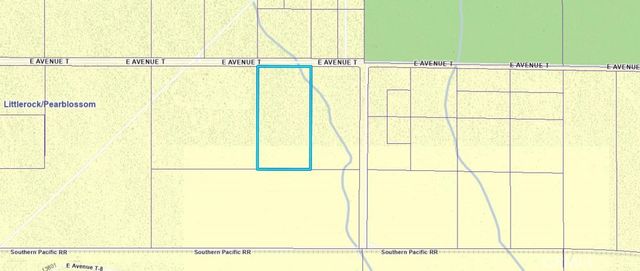 19 Avenue T, Sun Village, CA 93543