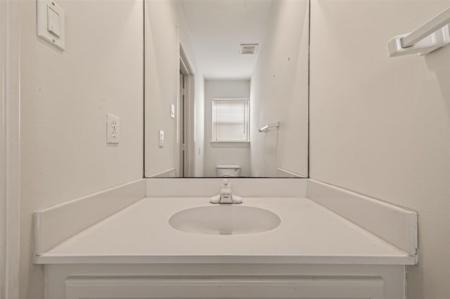 5437 Loch Lomond Drive, Houston, TX 77096