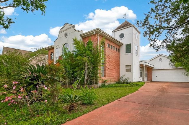 5437 Loch Lomond Drive, Houston, TX 77096