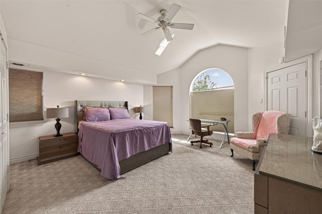 5437 Loch Lomond Drive, Houston, TX 77096