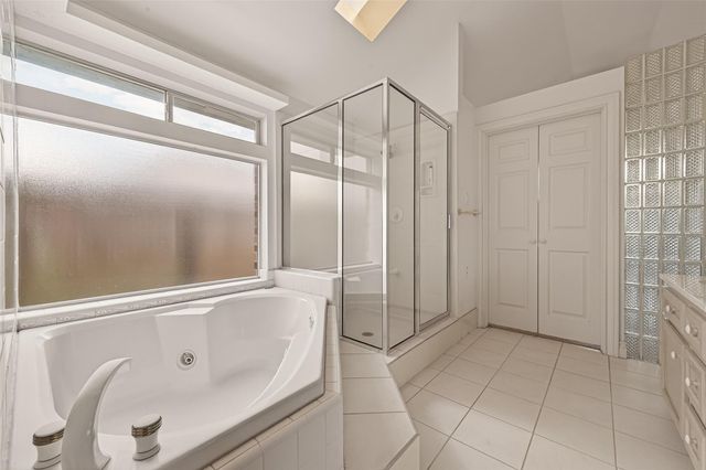 5437 Loch Lomond Drive, Houston, TX 77096