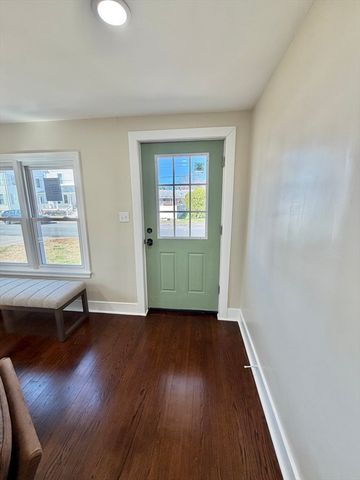 26 Mt. Tom Ave, Easthampton, MA 01027