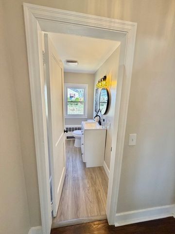 26 Mt. Tom Ave, Easthampton, MA 01027