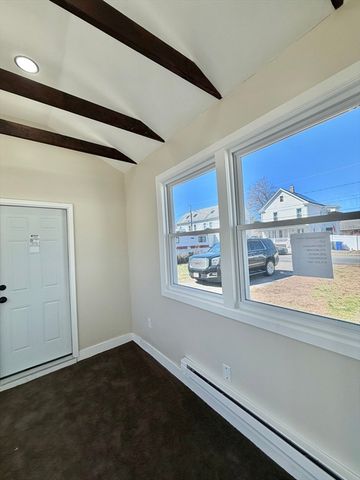 26 Mt. Tom Ave, Easthampton, MA 01027