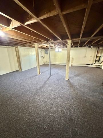 26 Mt. Tom Ave, Easthampton, MA 01027