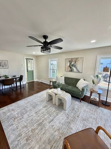 26 Mt. Tom Ave, Easthampton, MA 01027