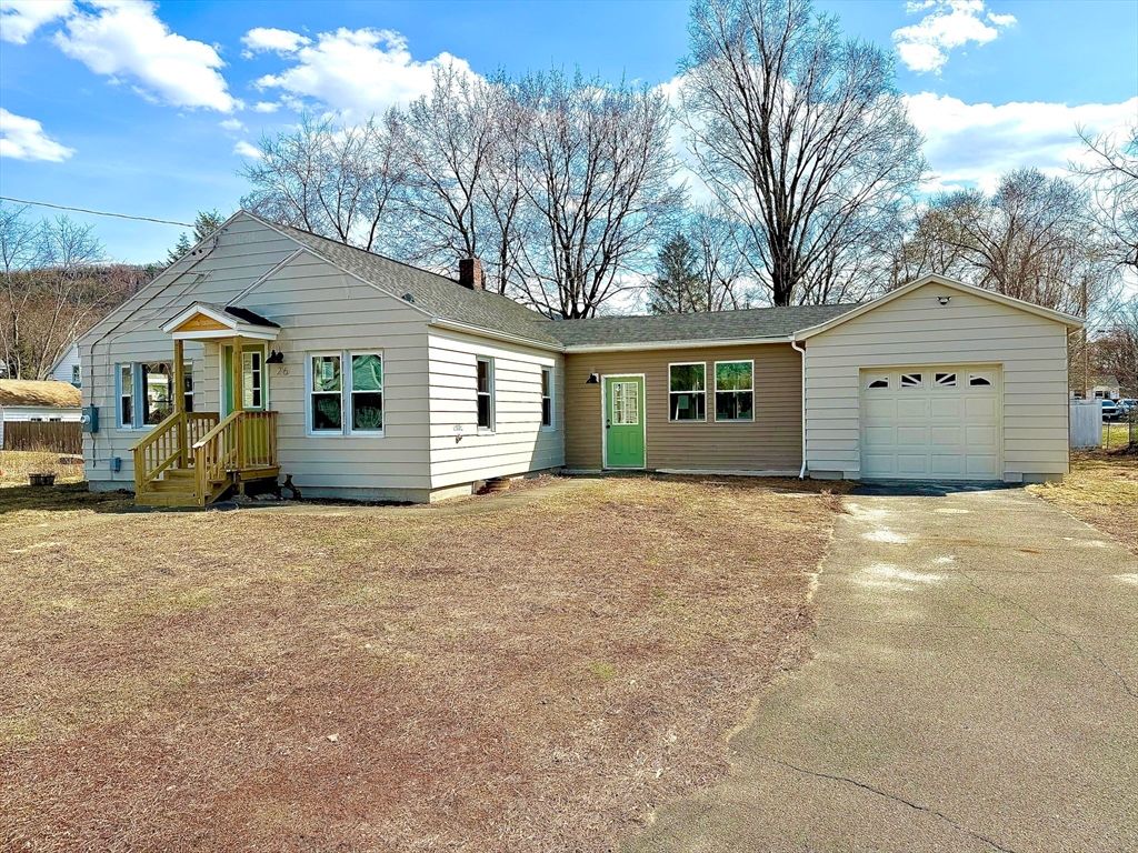 26 Mt. Tom Ave, Easthampton, MA 01027