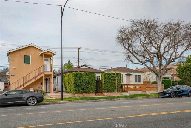 1423 N Hollywood, Burbank, CA 91505