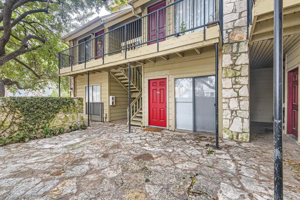 708 Graham PL 101, Austin, TX 78705