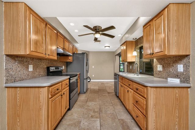 4880 WECOMA AVENUE, North Port, FL 34287