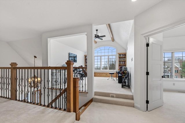 14095 N Pine Bluff ROAD, Mequon, WI 53097