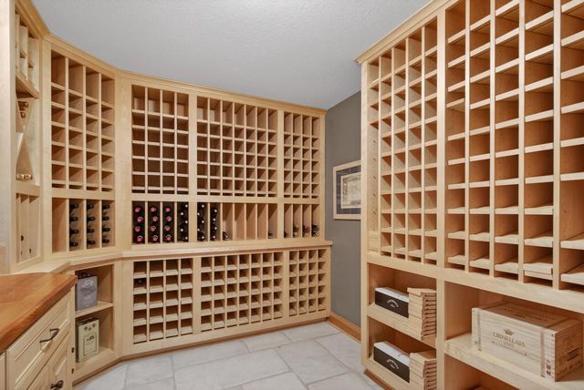 14095 N Pine Bluff ROAD, Mequon, WI 53097
