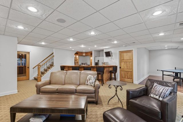 14095 N Pine Bluff ROAD, Mequon, WI 53097