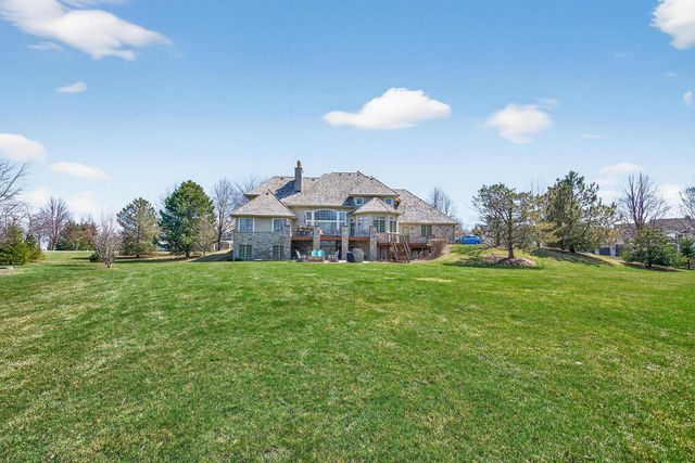14095 N Pine Bluff ROAD, Mequon, WI 53097