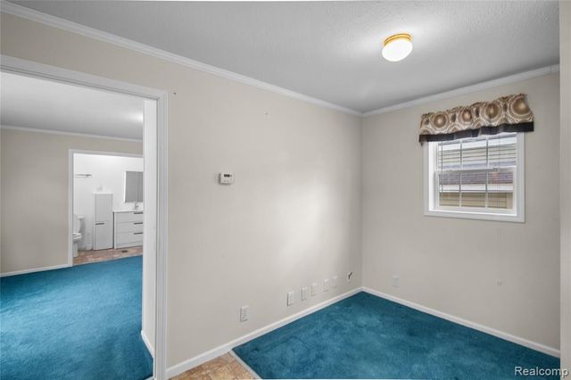 197 Jay Street, Dearborn Heights, MI 48127