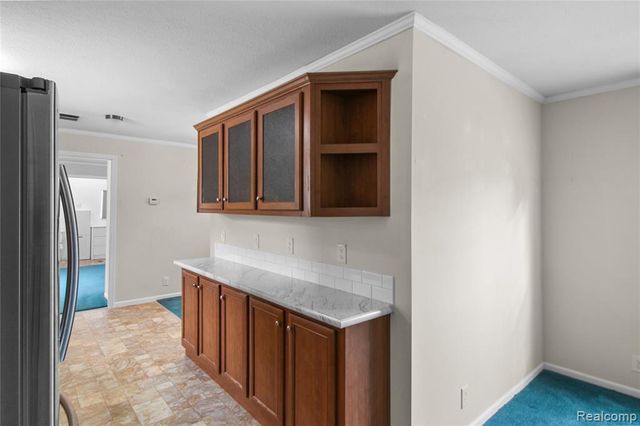197 Jay Street, Dearborn Heights, MI 48127