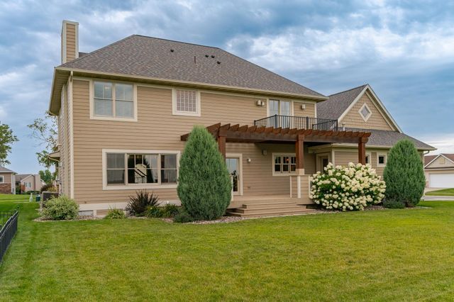 114 Prairie Stone Court SE, Stewartville, MN 55976