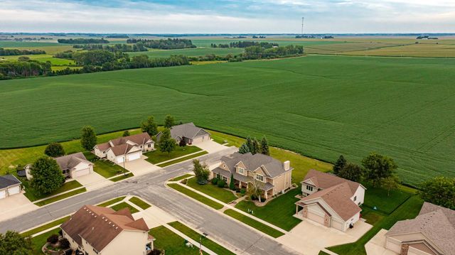 114 Prairie Stone Court SE, Stewartville, MN 55976