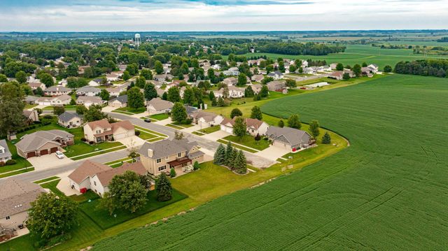 114 Prairie Stone Court SE, Stewartville, MN 55976