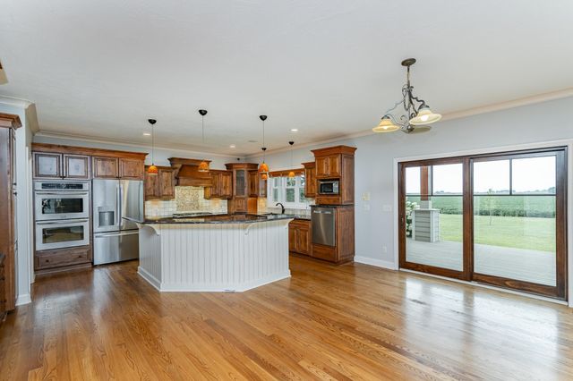 114 Prairie Stone Court SE, Stewartville, MN 55976