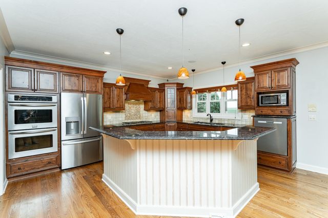 114 Prairie Stone Court SE, Stewartville, MN 55976