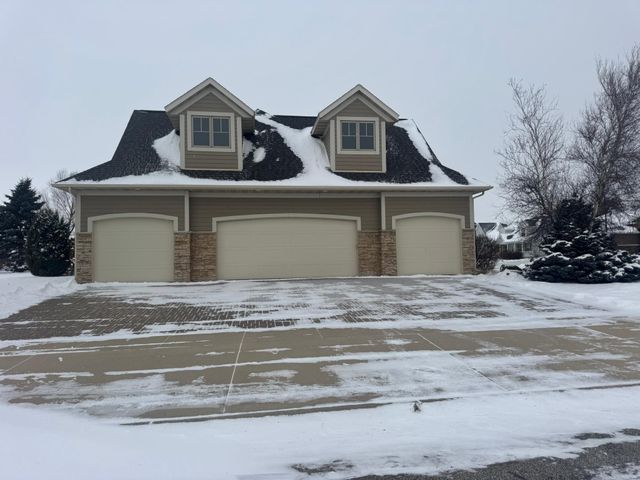 114 Prairie Stone Court SE, Stewartville, MN 55976