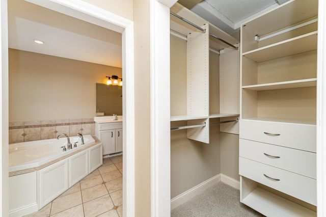 114 Prairie Stone Court SE, Stewartville, MN 55976