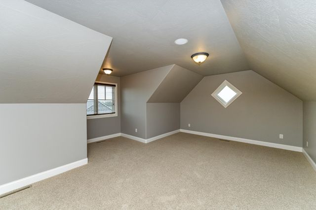 114 Prairie Stone Court SE, Stewartville, MN 55976