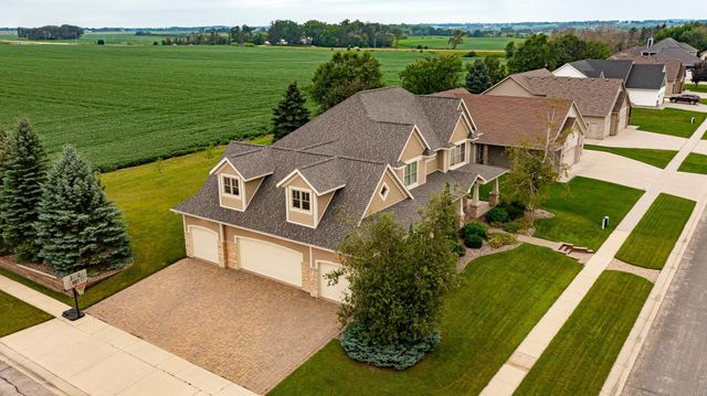 114 Prairie Stone Court SE, Stewartville, MN 55976